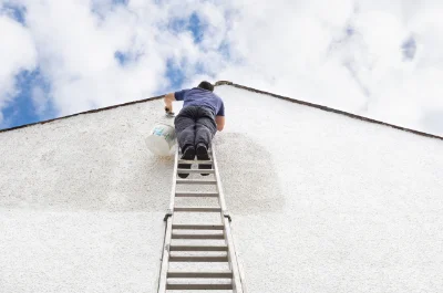 Peinture extérieure à Parentis-en-Born — façades et ravalement